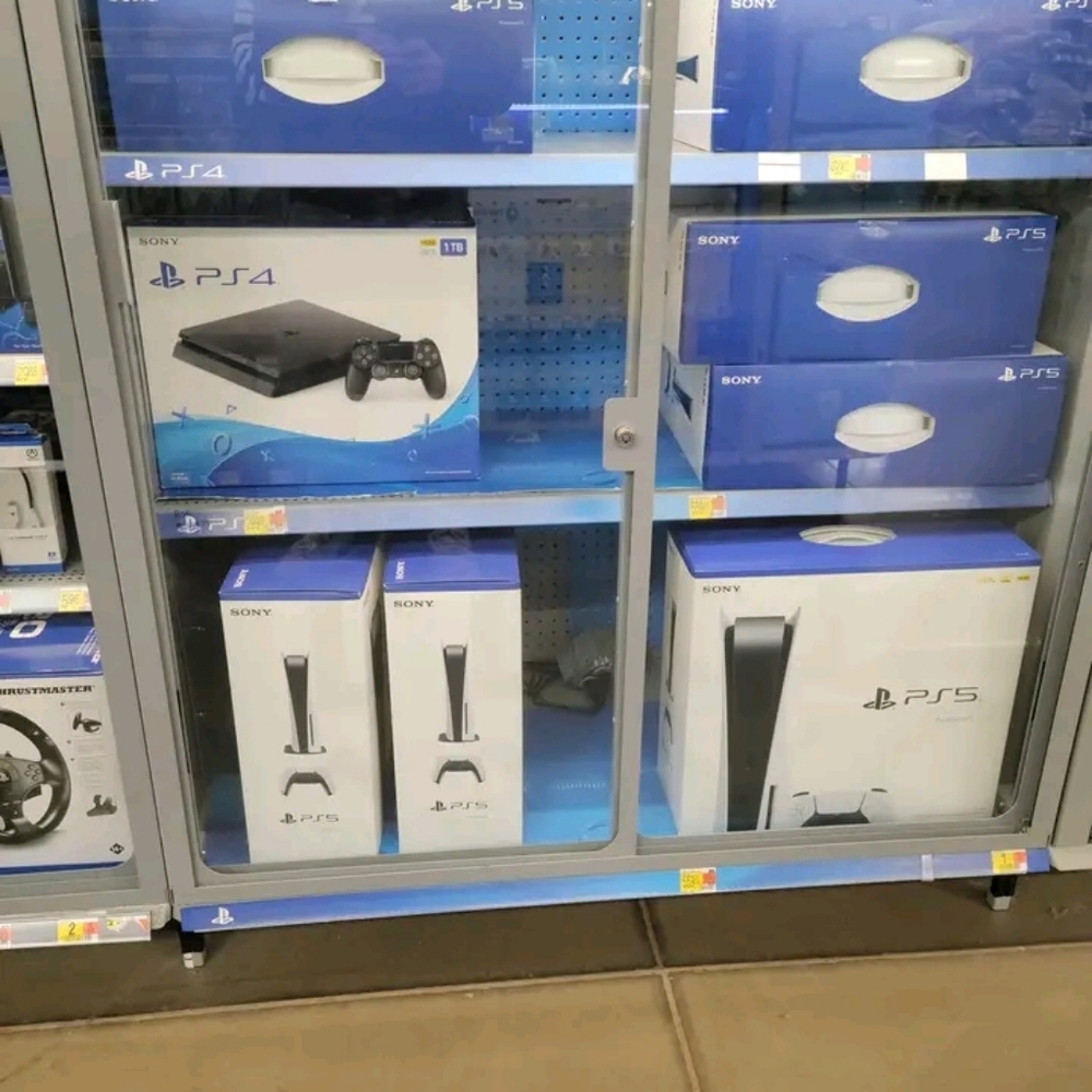 Ps5 - Picture 3 of 4
